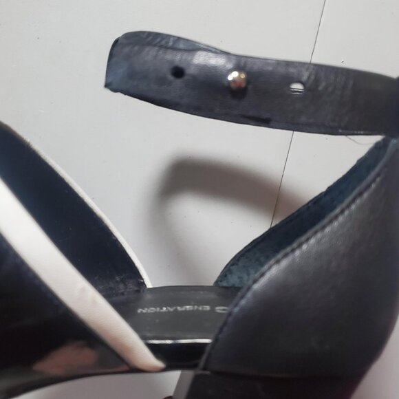 BCBGeneration Black and White Block Heels Sz 8B - Picture 8 of 16